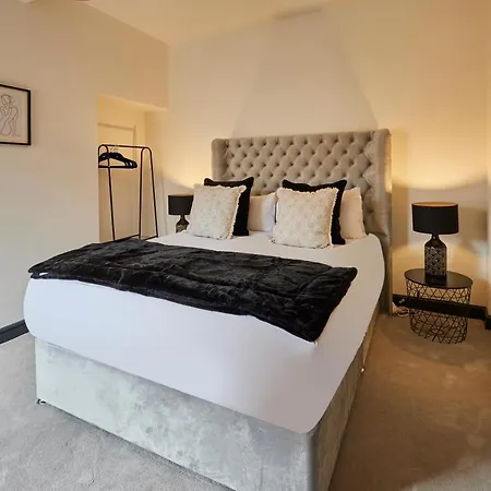 Host & - Darcey House 펜션 *